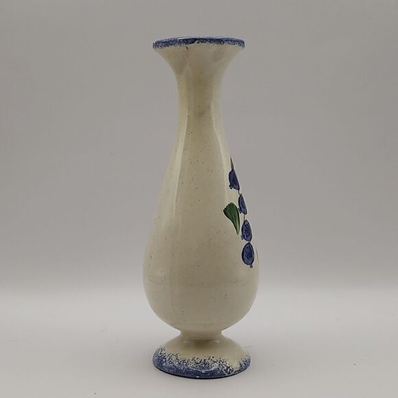 Wild Blueberry Vine Footed Pottery Bud Vase, Artist Signed - Picture 4 of 7